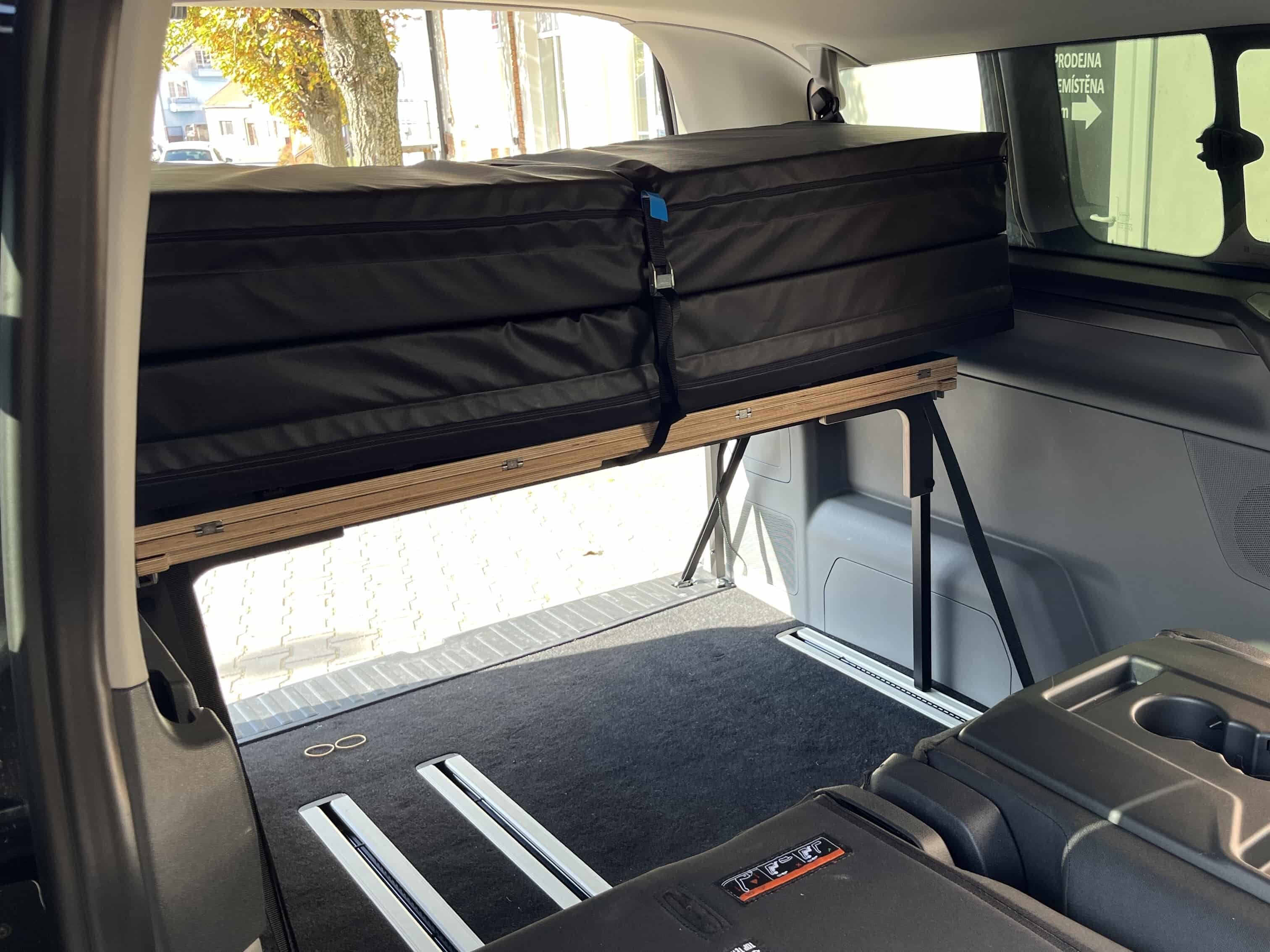Vestavba Ford Tourneo Custom 2024 L2